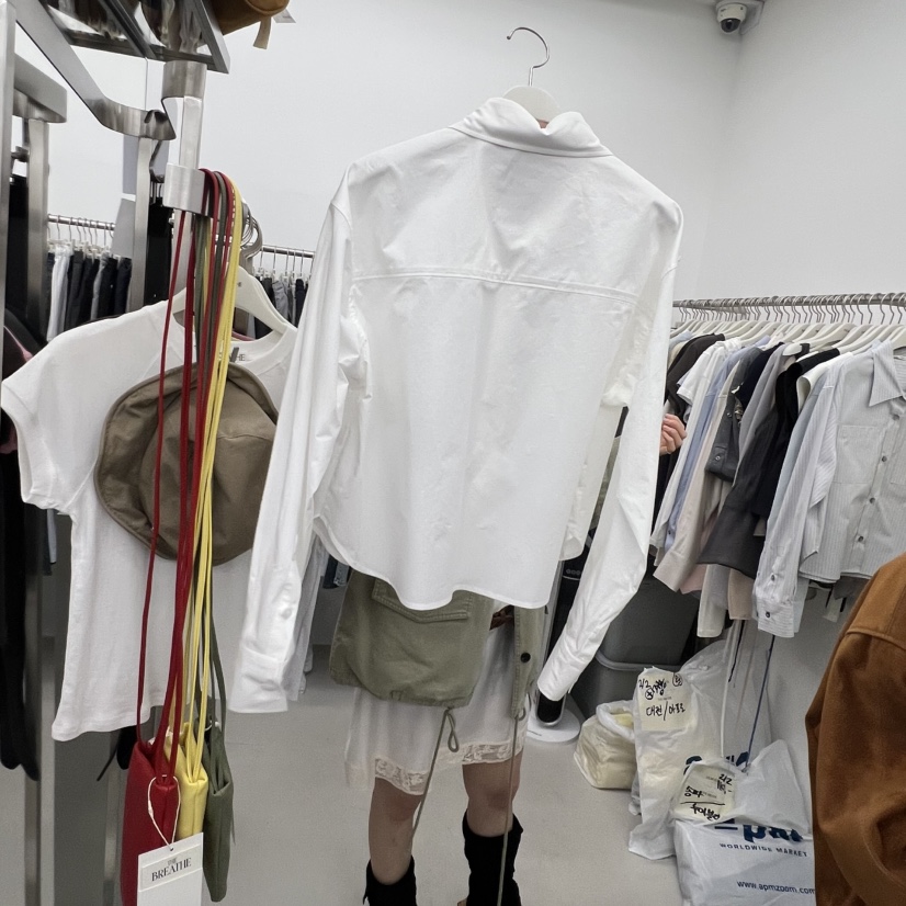 BREATHE東大門直郵女裝新品職業熱賣時尚真品襯衫蕾絲衫短款BREATHE襯衫/蕾絲衫