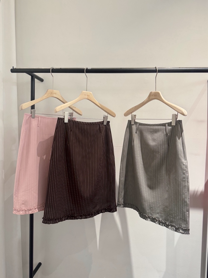 BOWIE東大門代購女裝新品時尚熱賣真品推薦人氣短裙荷葉邊BOWIE短裙