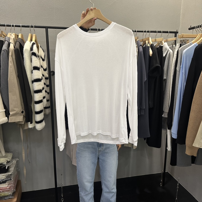 FLAMME TOIT/LUNAMDE東大門直郵女裝新品人氣時尚長袖T恤FLAMME TOIT/LUNAMDE長袖T恤圖色1