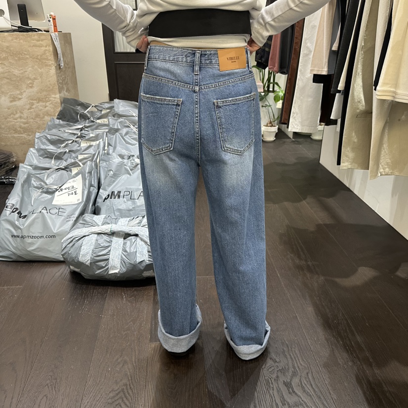 VIBELLE韓國直郵女士新品職業推薦熱賣時尚真品人氣牛仔褲VIBELLE牛仔褲