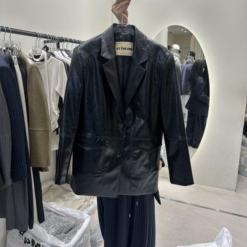 AT THE END東大門實拍女裝新品休閑推薦熱賣真品夾克皮革AT THE END夾克圖色2