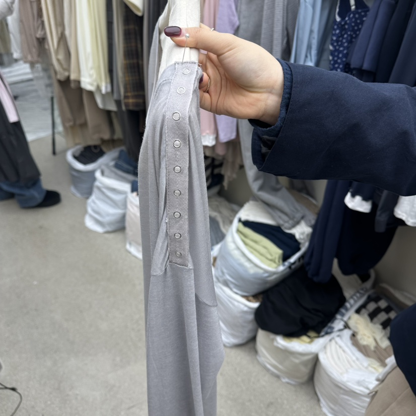 AMOEBA東大門實拍女士新品26春夏推薦熱賣休閑時尚長袖T恤AMOEBA長袖T恤