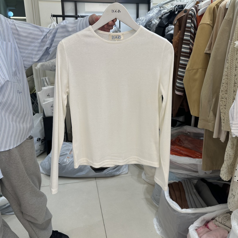 EGG IS韓國代購女裝新品熱賣真品時尚休閑職業推薦長袖T恤EGG IS長袖T恤圖色1