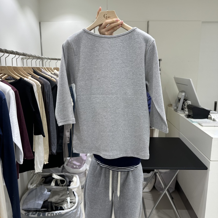 GLORY東大門代購女士新款熱賣休閑時尚職業推薦人氣長袖T恤GLORY長袖T恤圖色3