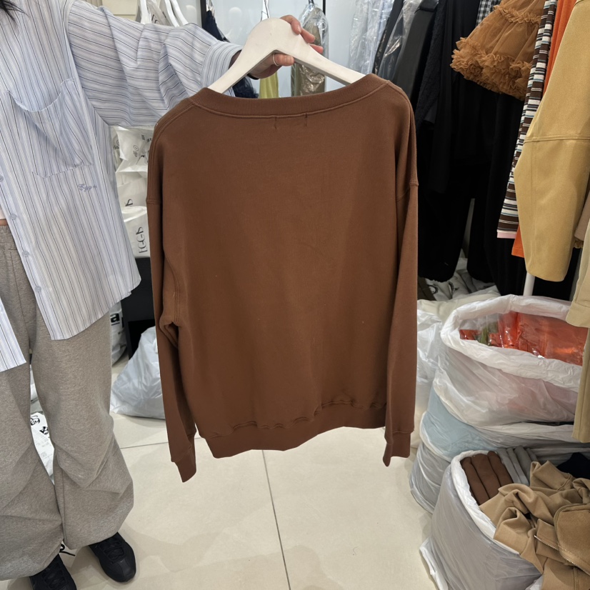 EGG IS韓國直郵女士新款休閑熱賣職業推薦真品人氣衛衣V領EGG IS衛衣