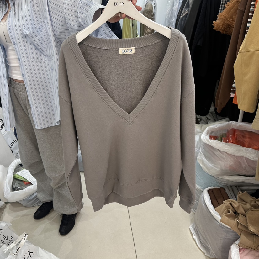 EGG IS韓國直郵女士新款休閑熱賣職業推薦真品人氣衛衣V領EGG IS衛衣圖色3