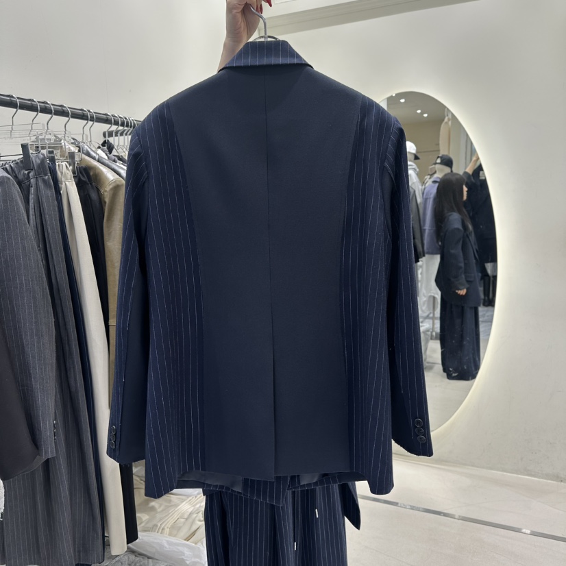 AT THE END東大門實拍女裝新款人氣熱賣真品26春夏夾克AT THE END夾克