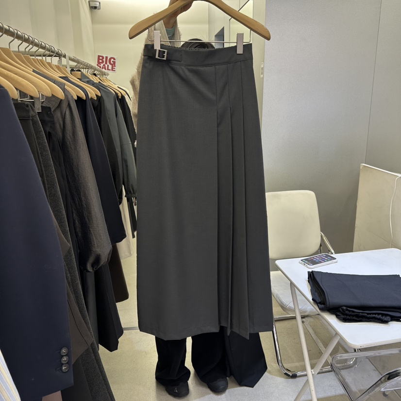 AMON韓國代購女士新品休閑人氣26春夏真品熱賣長裙褶裥長款AMON長裙圖色1墨色