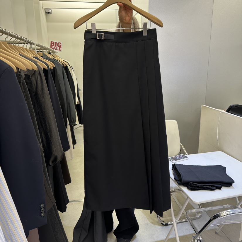 AMON韓國代購女士新品休閑人氣26春夏真品熱賣長裙褶裥長款AMON長裙圖色2黑色