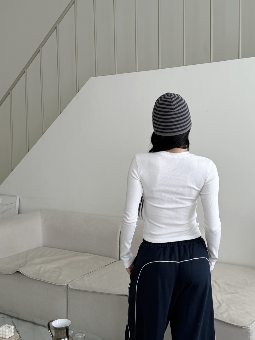 SUGAR CASE東大門直郵女士新品真品熱賣26春夏時尚長袖T恤SUGAR CASE長袖T恤