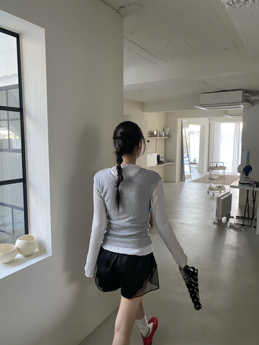 OUPPT東大門實拍女裝新品時尚熱賣26春夏人氣真品休閑T恤OUPPTT恤