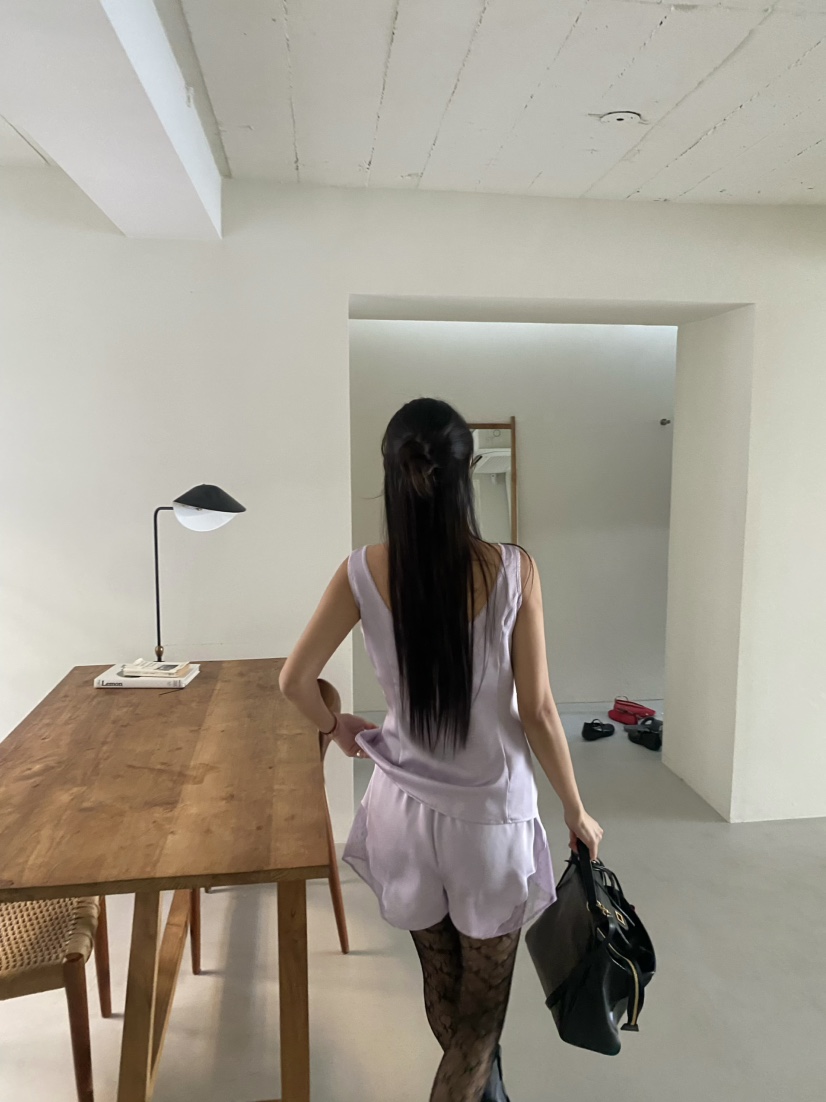 OUPPT東大門實拍女裝新款推薦人氣真品26春夏吊帶背心緞面OUPPT吊帶/背心