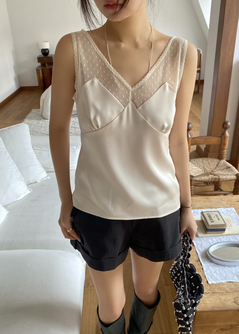 OUPPT東大門實拍女裝新款推薦人氣真品26春夏吊帶背心緞面OUPPT吊帶/背心圖色2