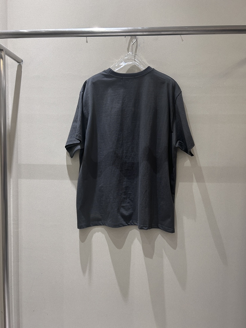 LATTE-P韓國直郵女裝新款職業熱賣時尚26春夏人氣真品T恤LATTE-PT恤