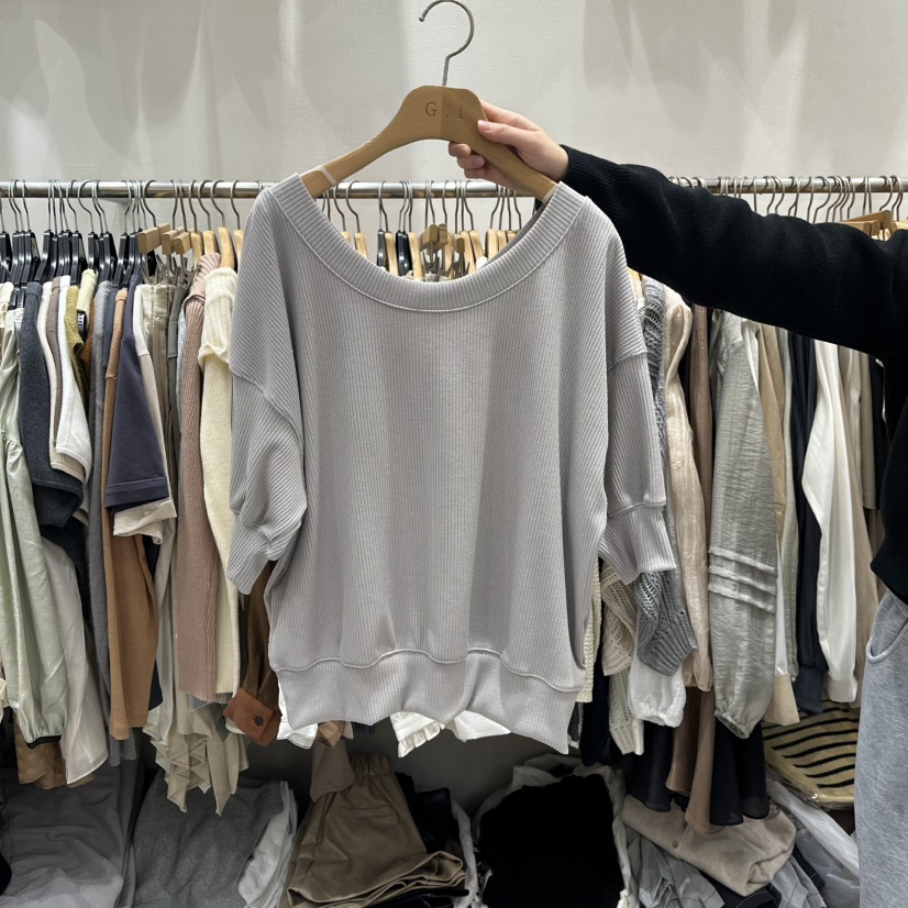 G.I-L韓國直郵女裝新品推薦休閑人氣熱賣職業真品長袖T恤G.I-L長袖T恤圖色1