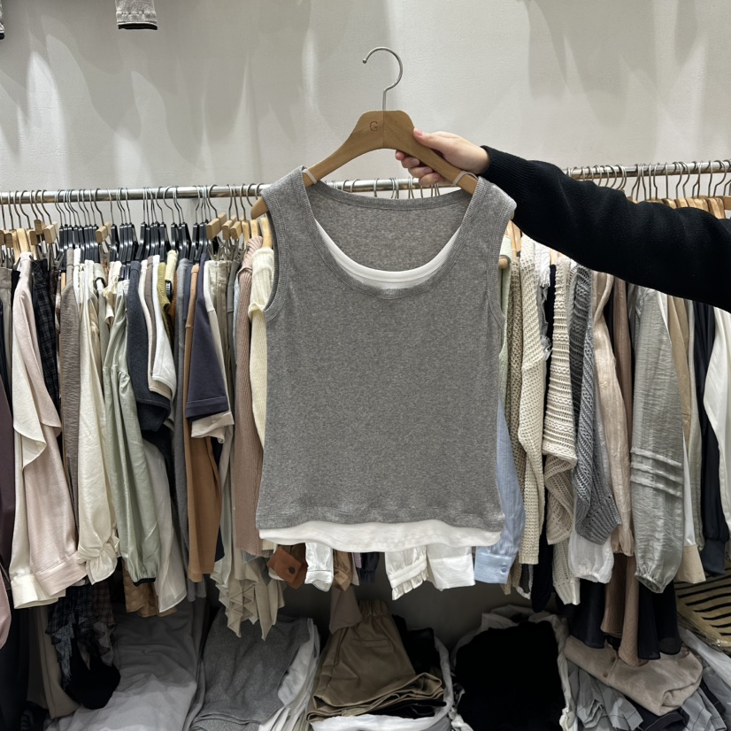 G.I-L東大門實拍女裝新品職業推薦熱賣真品吊帶背心假兩件G.I-L吊帶/背心圖色2