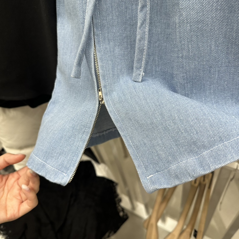 VENEFIT東大門實拍女裝新品職業熱賣時尚人氣26春夏休閑短裙VENEFIT/JENNIE短裙