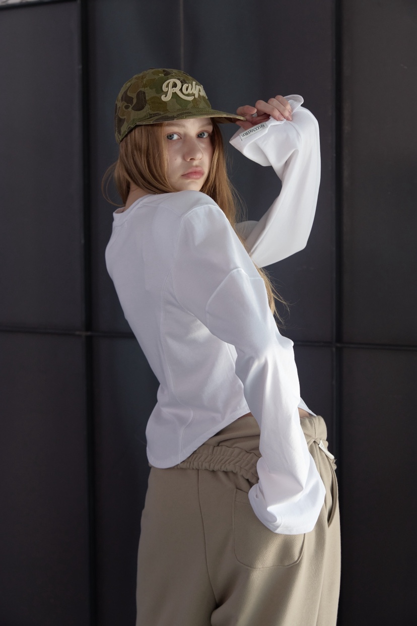 UOOV東大門實拍女士新款休閑26春夏人氣時尚真品職業長袖T恤UOOV長袖T恤