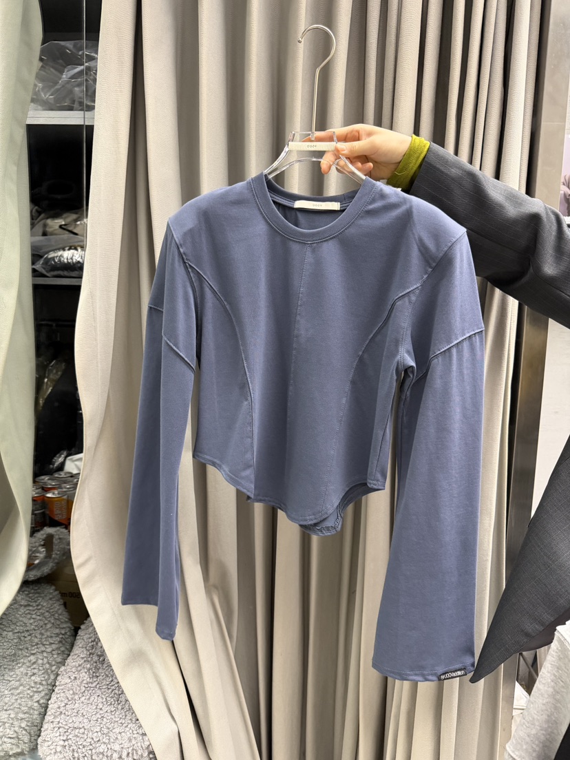 UOOV東大門實拍女士新款休閑26春夏人氣時尚真品職業長袖T恤UOOV長袖T恤圖色1