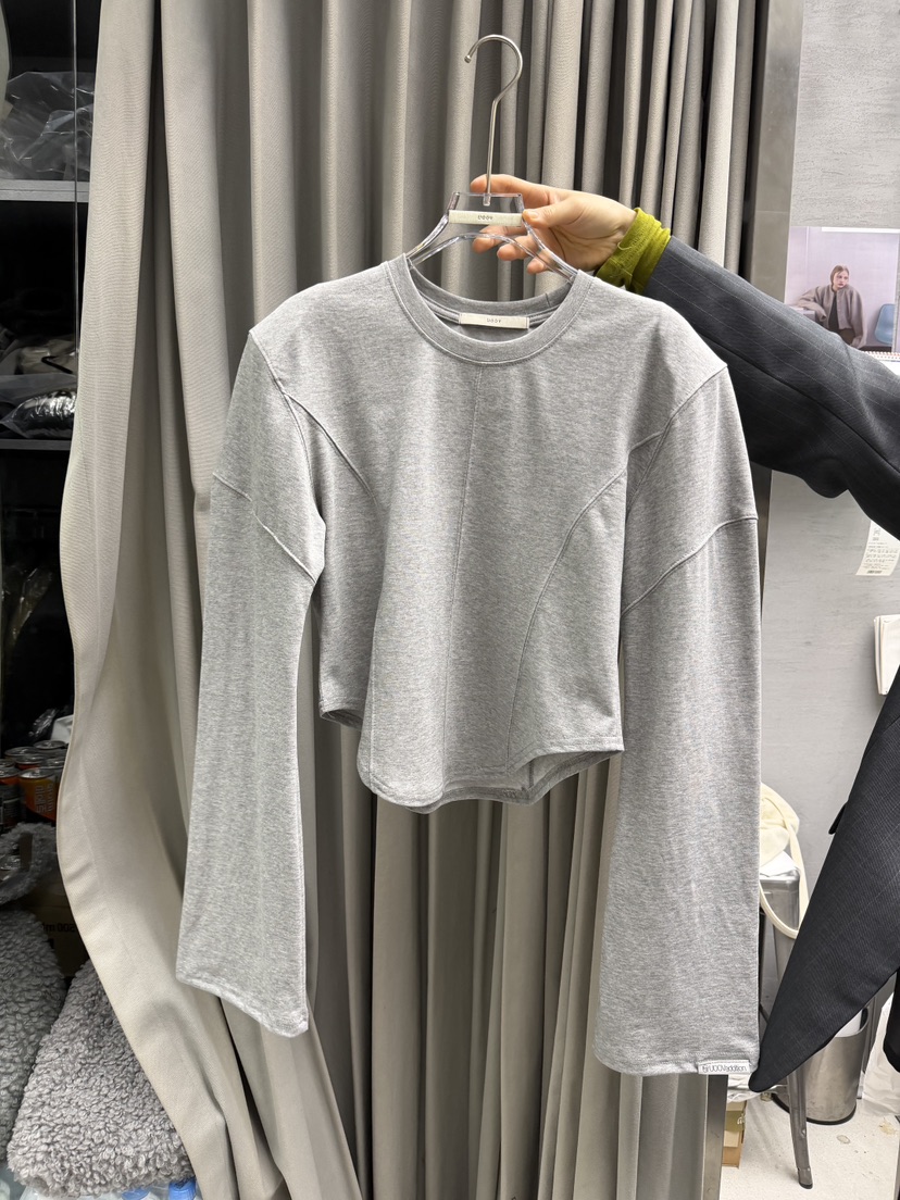 UOOV東大門實拍女士新款休閑26春夏人氣時尚真品職業長袖T恤UOOV長袖T恤圖色3