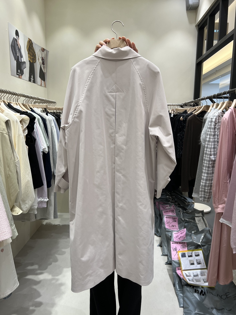 MARIE MARIE東大門實拍女裝新款時尚推薦熱賣真品長款風衣MARIE MARIE長款風衣