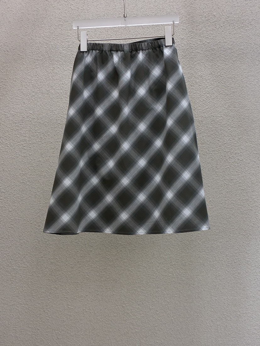 MWE韓國直郵女裝新款休閑26春夏時尚推薦職業半身裙中短裙MWE半身裙/中短裙