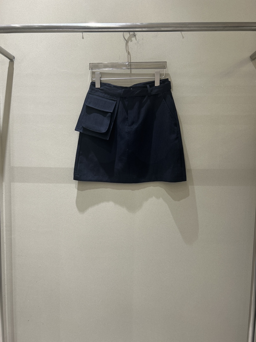 LATTE-P東大門實拍女裝新款熱賣推薦真品職業短裙口袋腰帶LATTE-P短裙圖色2