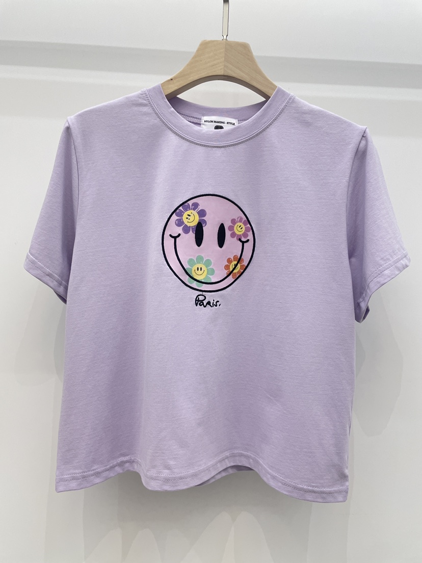 NYLON韓國代購女士新款26春夏人氣熱賣推薦職業真品時尚T恤NYLONT恤圖色2