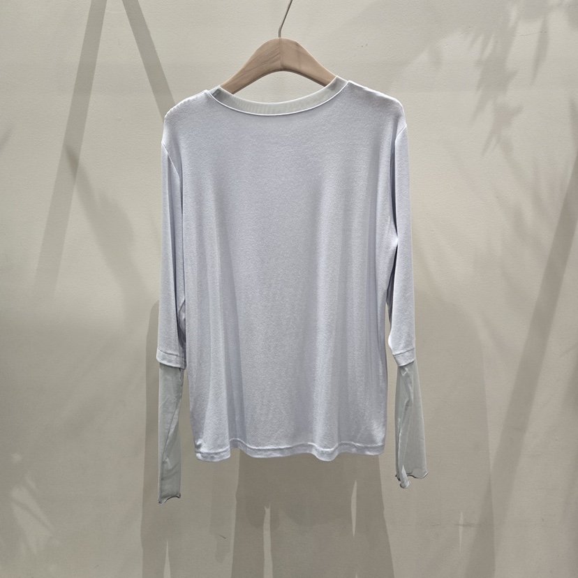 LA BLOOM韓國代購女裝新款職業時尚推薦人氣26春夏長袖T恤La Bloom長袖T恤