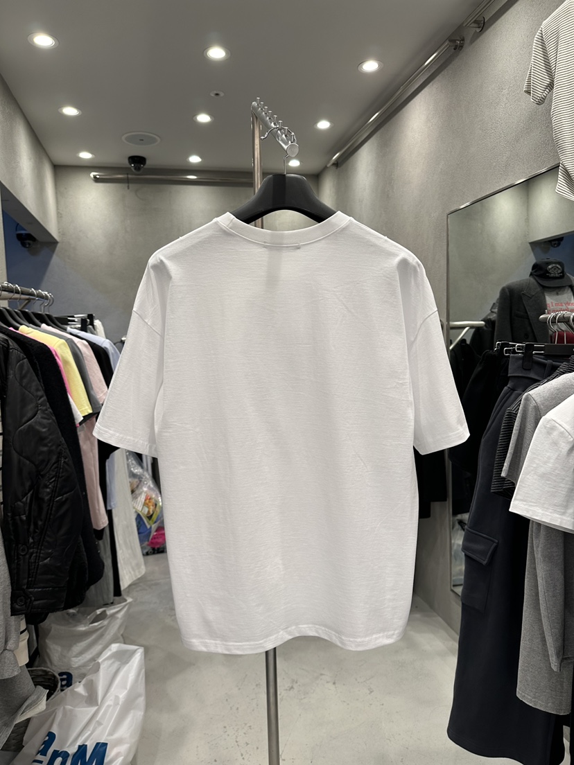 CELEBRITY-A韓國代購女裝新品真品熱賣休閑人氣推薦T恤蕾絲CELEBRITY-AT恤