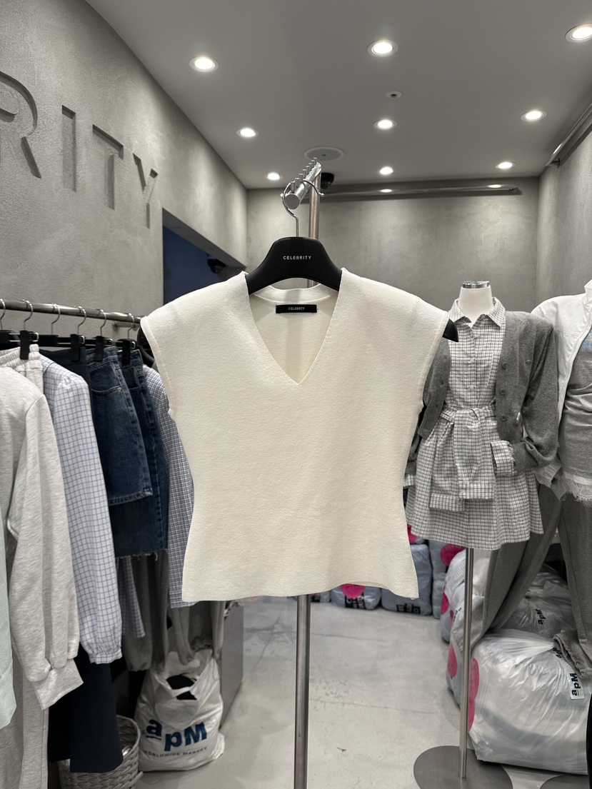 CELEBRITY-A韓國代購女裝新款時尚26春夏職業休閑吊帶背心CELEBRITY-A吊帶/背心圖色1