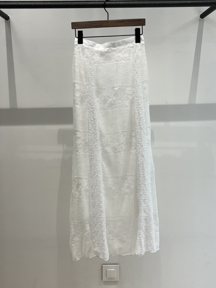 LOVE PULL東大門代購女士新品推薦26春夏人氣長裙蕾絲褶裥LOVE PULL長裙圖色1