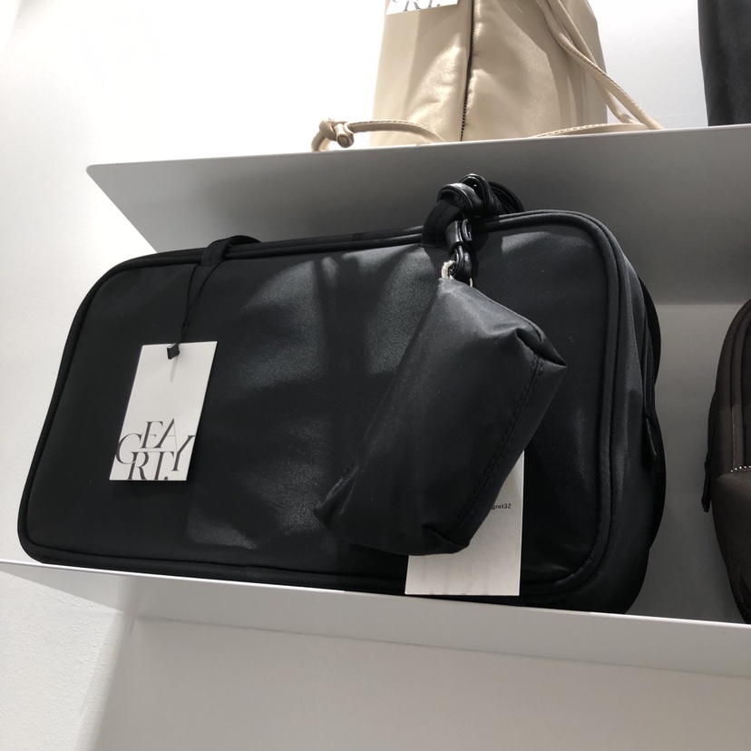 ANN MARGRET韓國代購女士新款熱賣單肩斜跨包不含小包GRETA.Y單肩/斜跨包圖色1