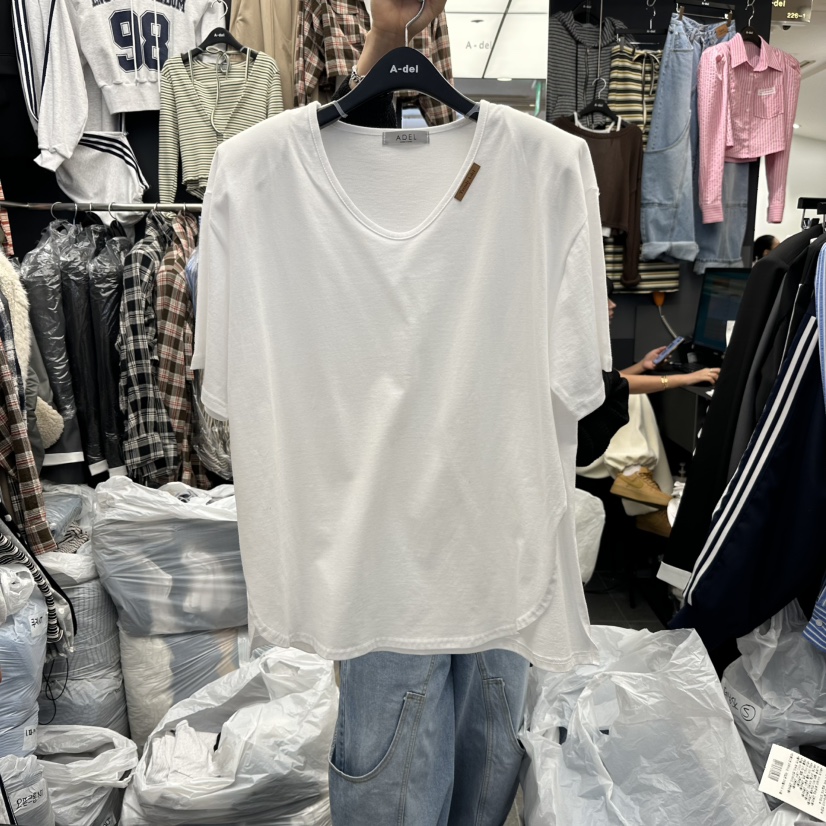 A-DEL韓國代購女士新款人氣26春夏休閑職業推薦時尚T恤皮革A-DELT恤圖色1