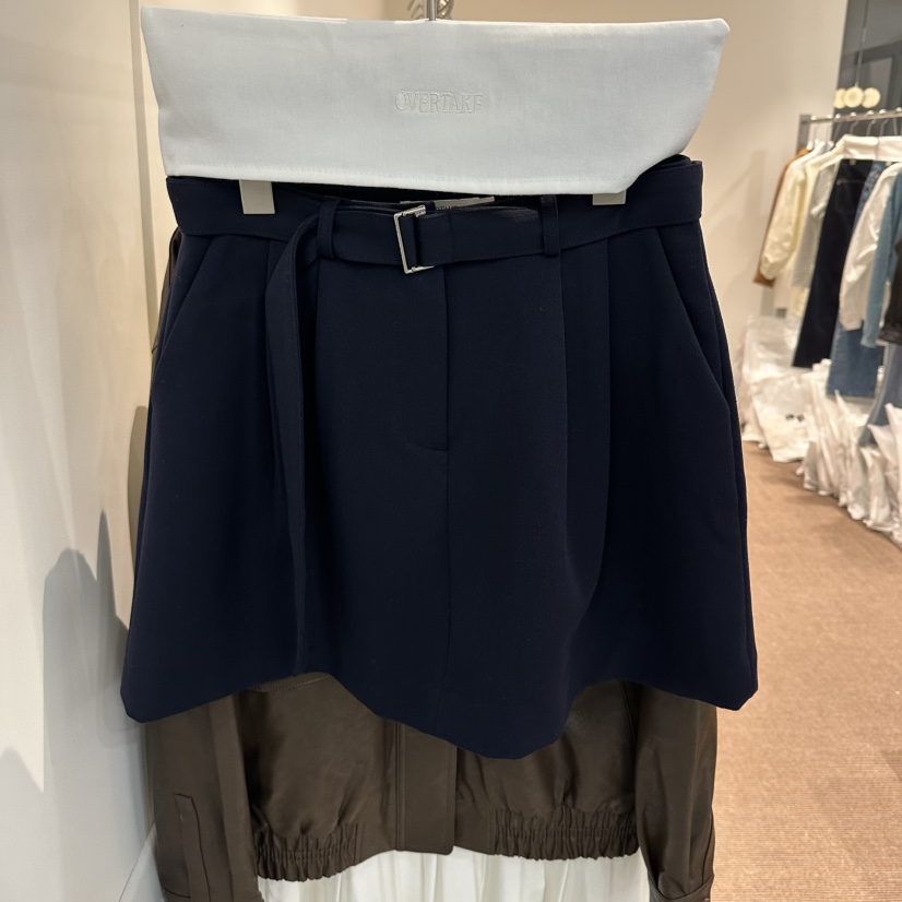 OVERTAKE韓國直郵女裝新品職業熱賣真品時尚26春夏推薦短裙OVERTAKE短裙圖色1