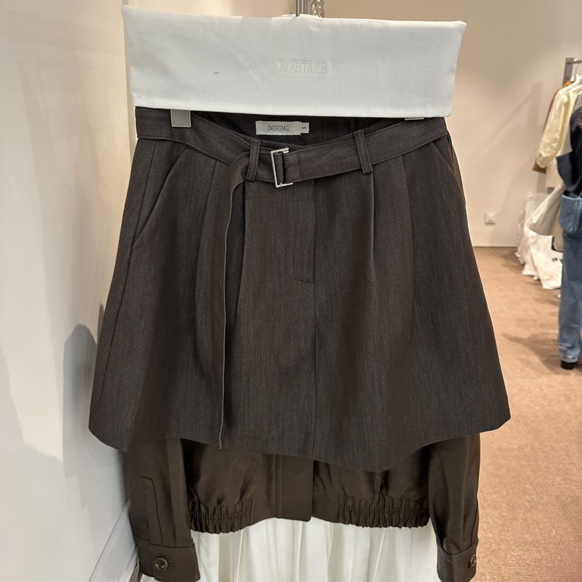 OVERTAKE韓國直郵女裝新品職業熱賣真品時尚26春夏推薦短裙OVERTAKE短裙圖色2