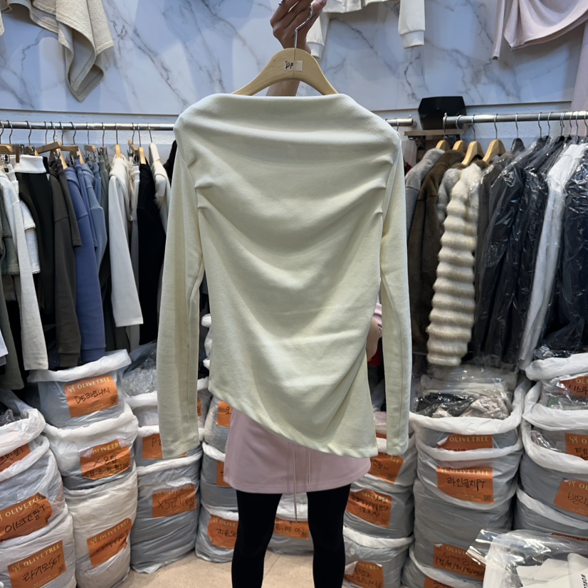 OLIVE TrEE東大門實拍女裝新品時尚真品職業熱賣長袖T恤OLIVE TrEE長袖T恤