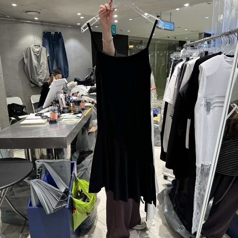 HERTZ-P東大門直郵女士新品真品26春夏休閑熱賣吊帶背心HERTZ-P吊帶/背心圖色3黑色