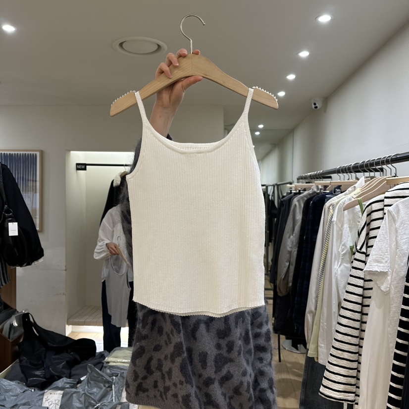 WINSOME東大門實拍女裝新款休閑職業時尚推薦真品吊帶背心WINSOME吊帶/背心圖色1