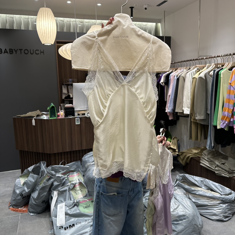 BABYTOUCH韓國代購女士新品26春夏時尚熱賣真品推薦吊帶背心BABYTOUCH吊帶/背心圖色1