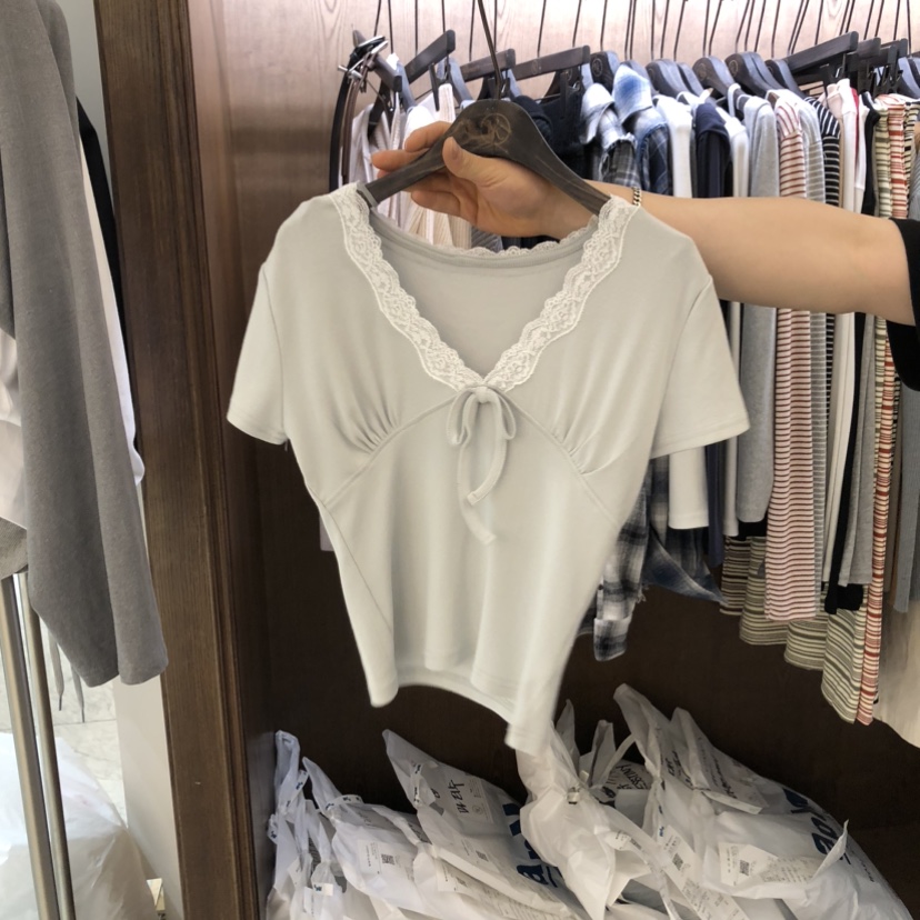 VIRKIN東大門代購女士新款26春夏時尚職業熱賣推薦T恤蕾絲VIRKINT恤圖色3