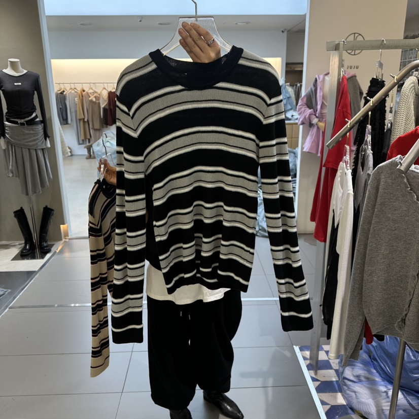 AMOUR韓國代購女裝新款真品時尚推薦職業休閑熱賣長袖T恤AMOUR長袖T恤圖色2