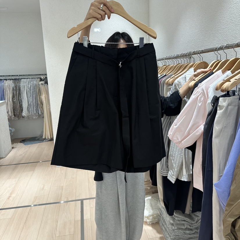 EPIC-S韓國直郵女裝新款人氣26春夏職業推薦時尚真品短褲EPIC-S短褲圖色2