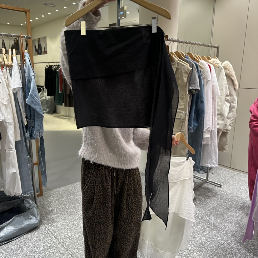 SOF東大門代購女裝新品人氣真品推薦26春夏熱賣短裙不含內搭SOF短裙