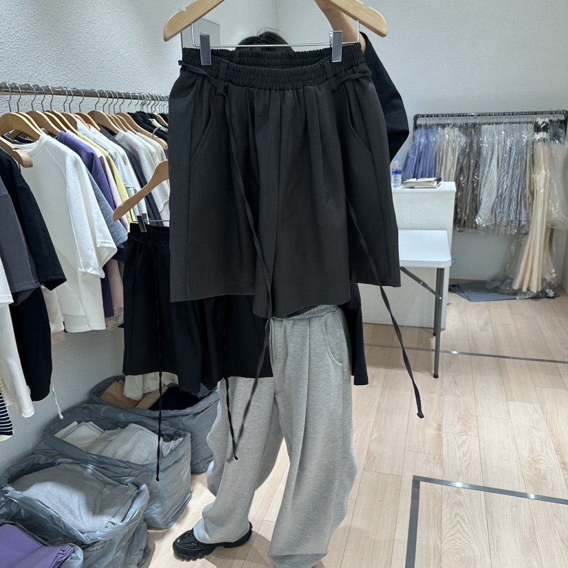 EPIC-S東大門代購女裝新款熱賣職業時尚人氣26春夏短褲含腰繩EPIC-S短褲圖色2墨色