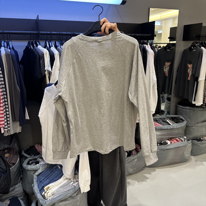 CREDITO東大門直郵女士新品職業熱賣時尚人氣26春夏長袖T恤CREDITO長袖T恤