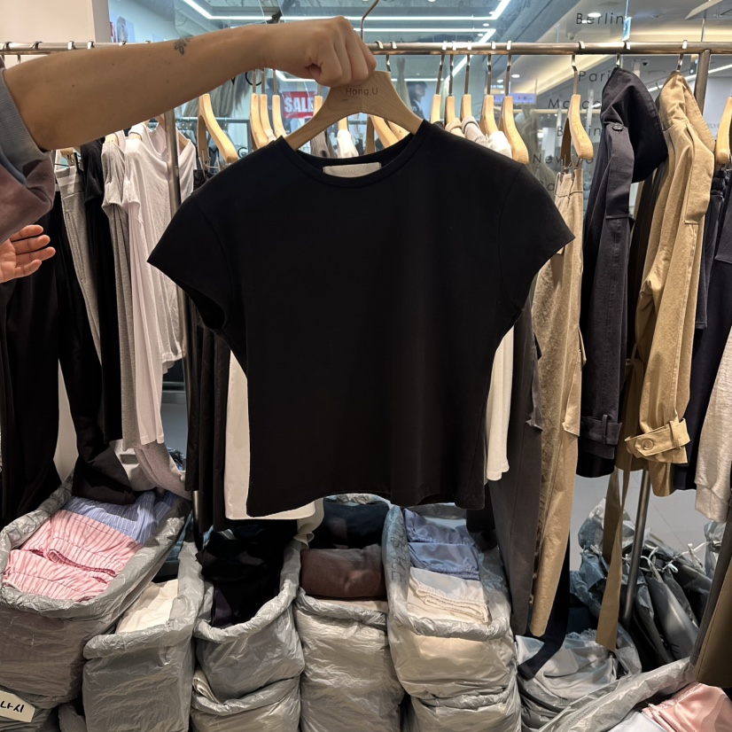 HONG.U韓國直郵女裝新品熱賣26春夏職業人氣時尚推薦T恤HONG.UT恤圖色3黑色