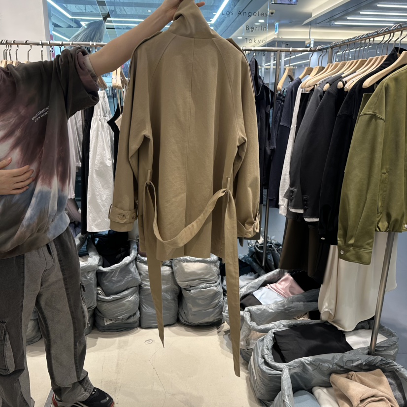 HONG.U韓國代購女裝新款熱賣時尚26春夏人氣夾克含腰帶高領HONG.U夾克