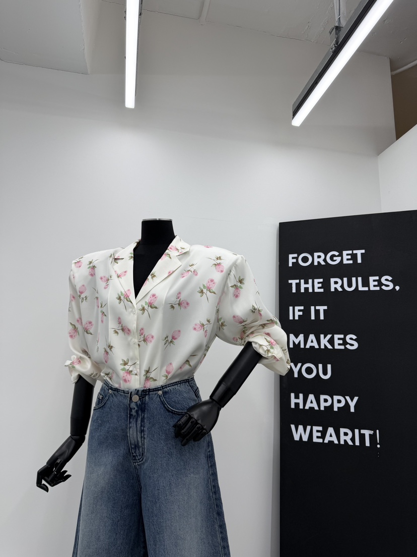 RED-A東大門直郵女裝新品推薦26春夏時尚襯衫蕾絲衫緞面RED-A襯衫/蕾絲衫