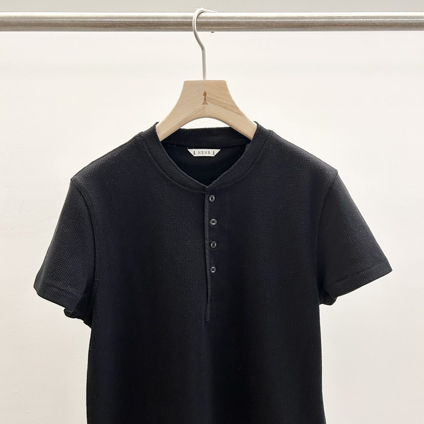 HEHR東大門直郵女士新款26春夏職業休閑推薦熱賣真品T恤紐扣hehr-AUTOMNET恤